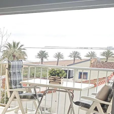 Acogedor En Primera Linea De Playa Apartment Denia
